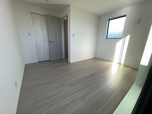 完成済み、実物をじっくりチェックできます。