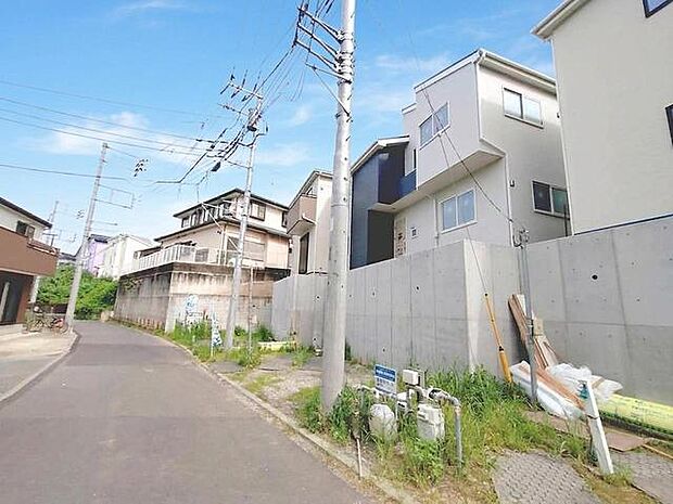 前面道路含む現地写真
