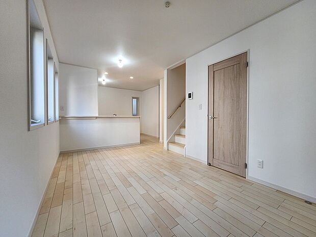 家族団らんの時間も増えそうなくつろぎのLDK。