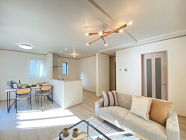 リビングダイニング