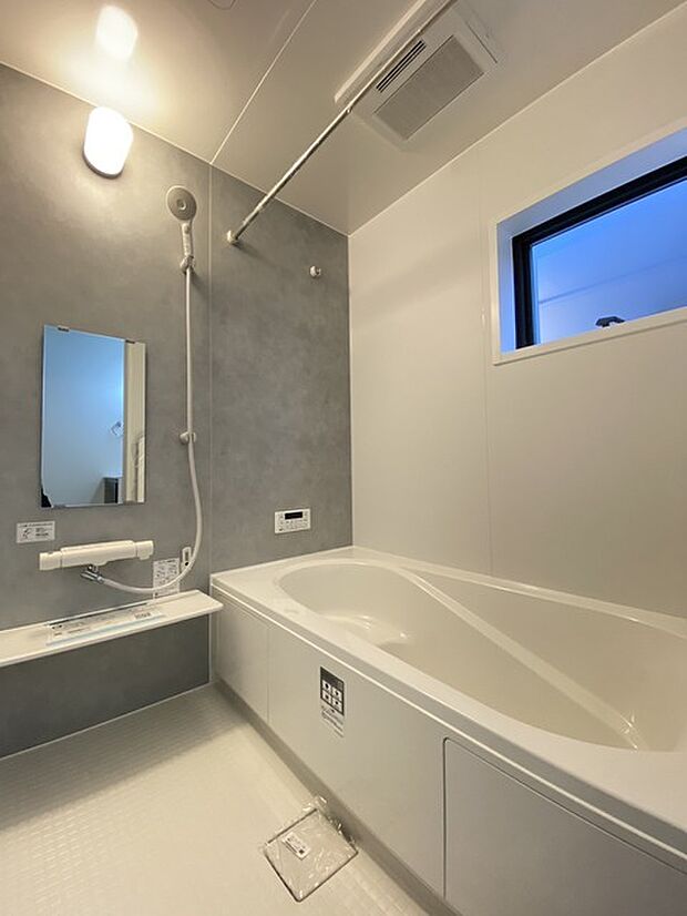 ・浴室暖房付で寒い日の入浴も安心ぽかぽか・