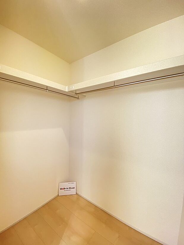 ウォークインクロゼットのある住まいで収納上手な生活。