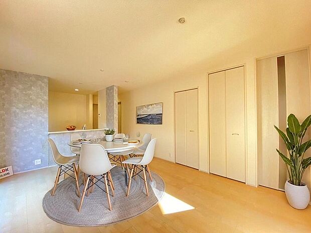 CGで家具を配置しております。家具配置のイメージにご覧ください。 