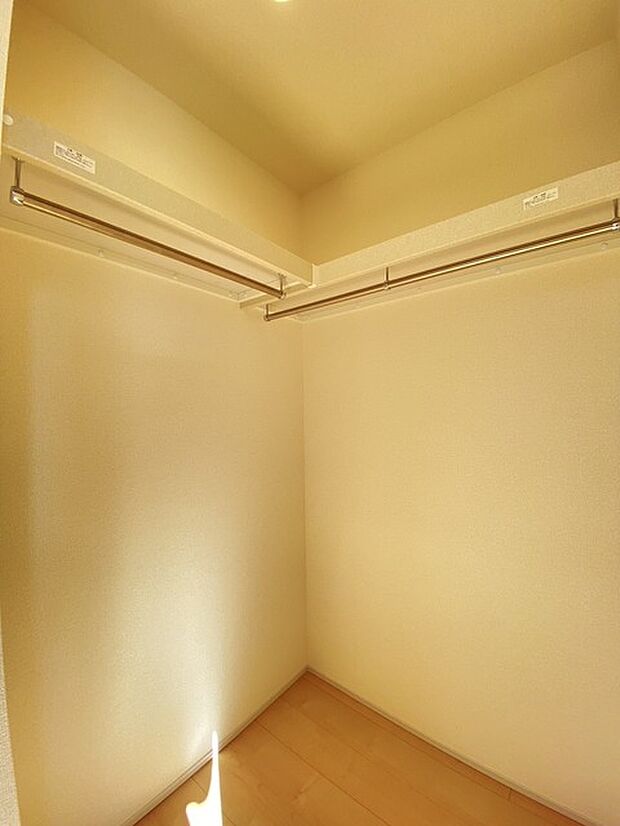 ウォークインクロゼットのある住まいで収納上手な生活。 