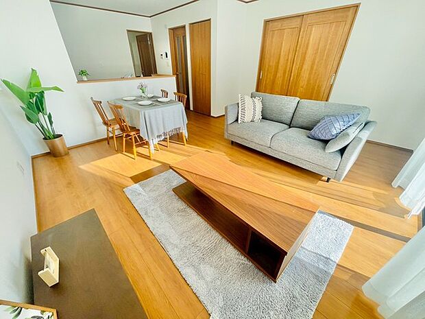 家族団らんの時間も増えそうなくつろぎのＬＤＫ。 