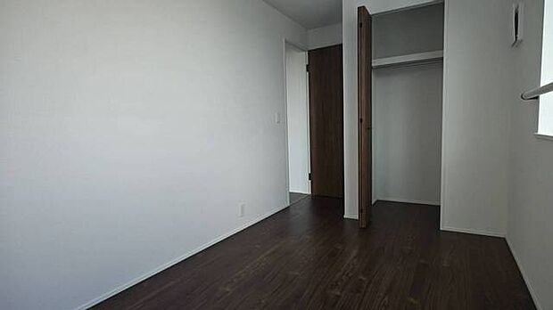 ご家族の思い出も大切にしまっておけるたっぷり収納。