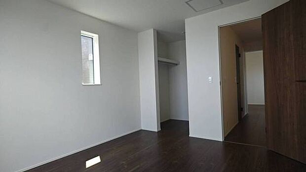 ご家族の思い出も大切にしまっておけるたっぷり収納。