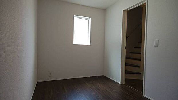 完成済み、実物をじっくりチェックできます。