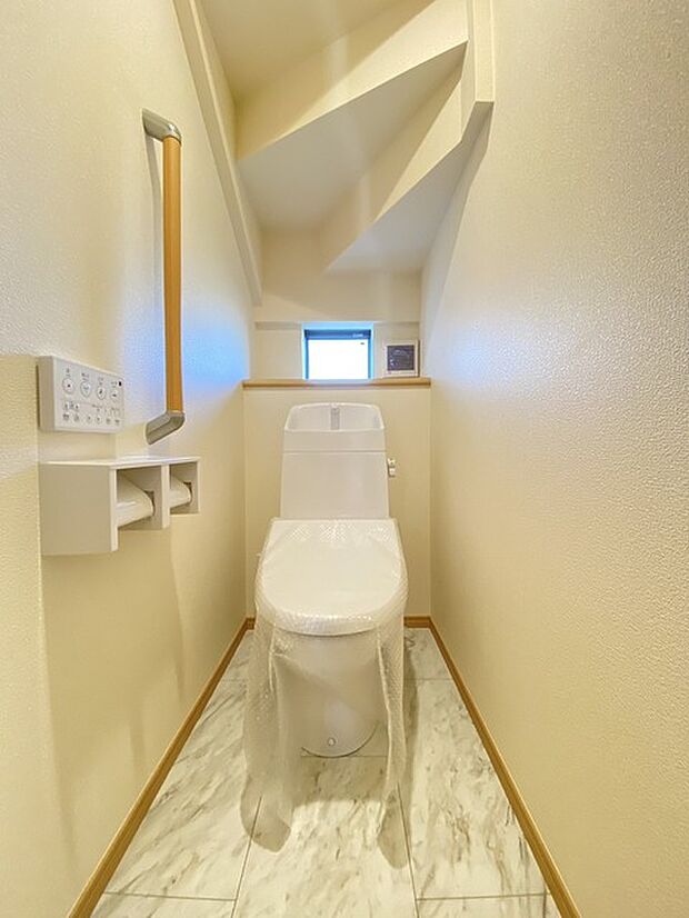 清潔好きには欠かせないウォシュレット機能付き。 