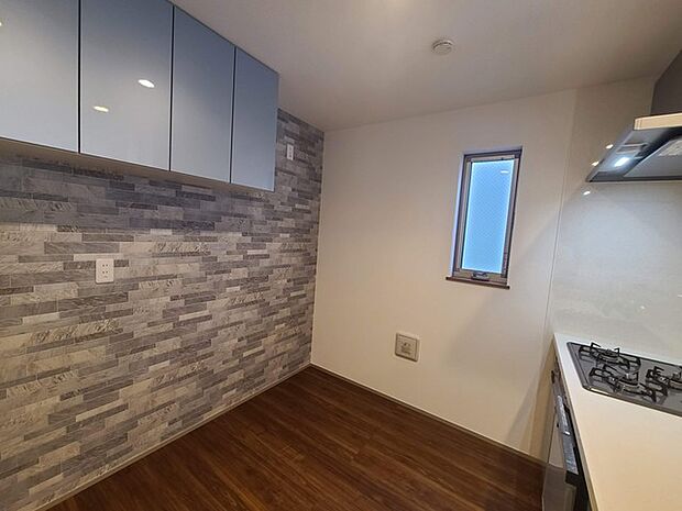 あったらいいなの背面吊戸棚