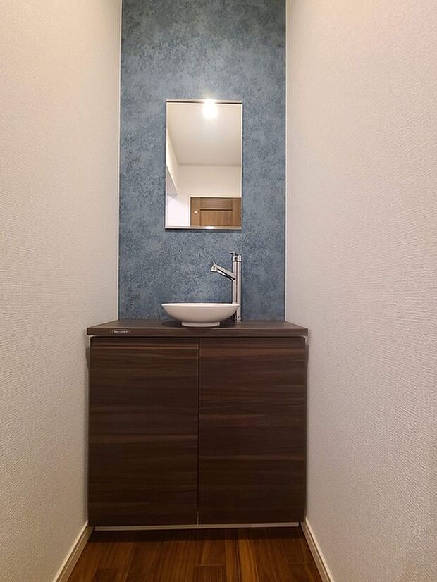 コンパクト手洗