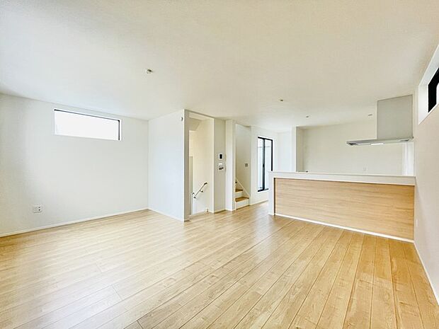 開放感と採光にこだわった広々ＬＤＫ。 