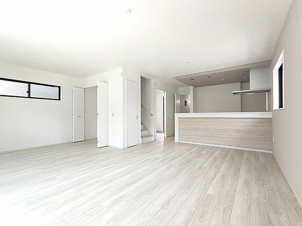 家族団らんの時間も増えそうなくつろぎのＬＤＫ。 