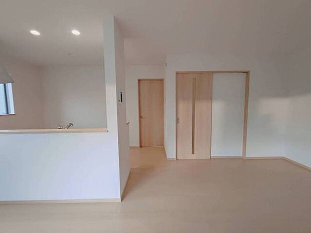 家族団らんの時間も増えそうなくつろぎのLDK。