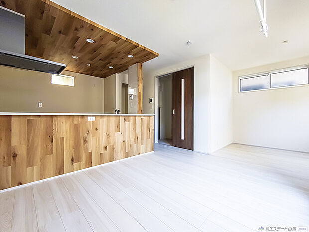 ダイニングキッチン 