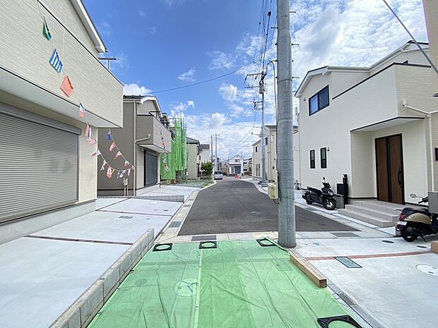 前面道路含む現地写真 