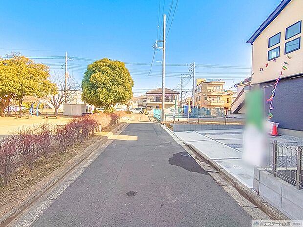 前面道路含む現地写真 
