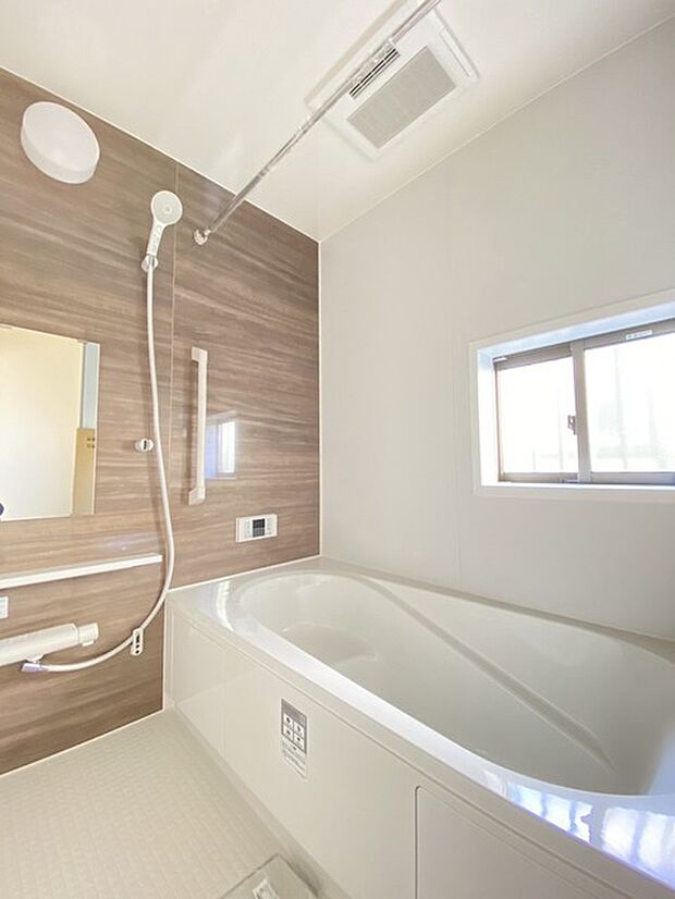 ≪ 雨の日のお洗濯にも大活躍な浴室乾燥機付 ≫