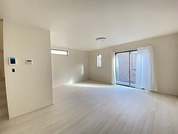 家族団らんの時間も増えそうなくつろぎのLDK。