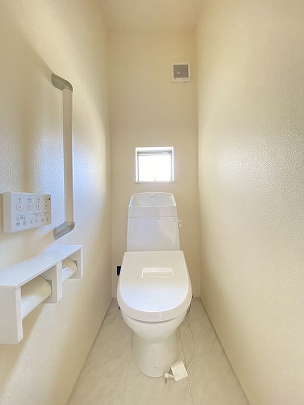 清潔好きには欠かせないウォシュレット機能付き。 