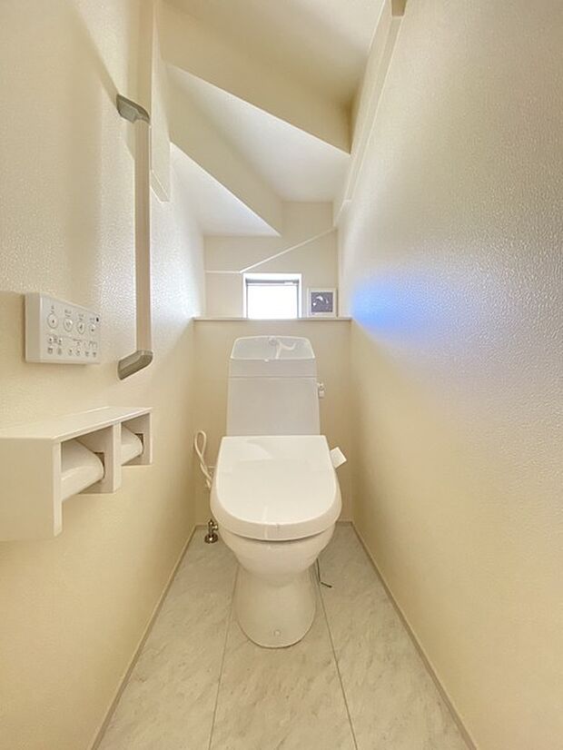 清潔好きには欠かせないウォシュレット機能付き。