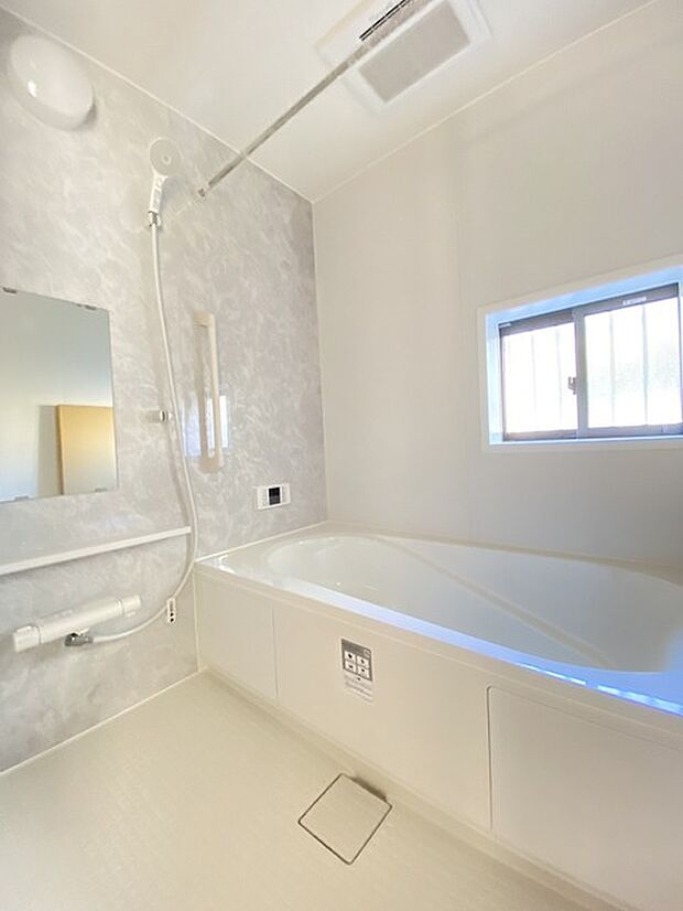 ≪ 雨の日のお洗濯にも大活躍な浴室乾燥機付 ≫