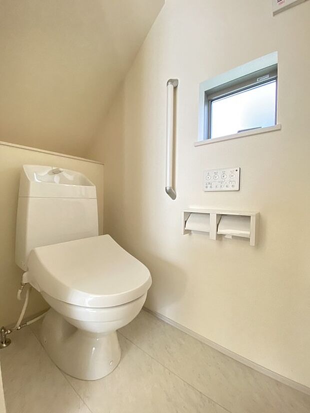 清潔好きには欠かせないウォシュレット機能付き。