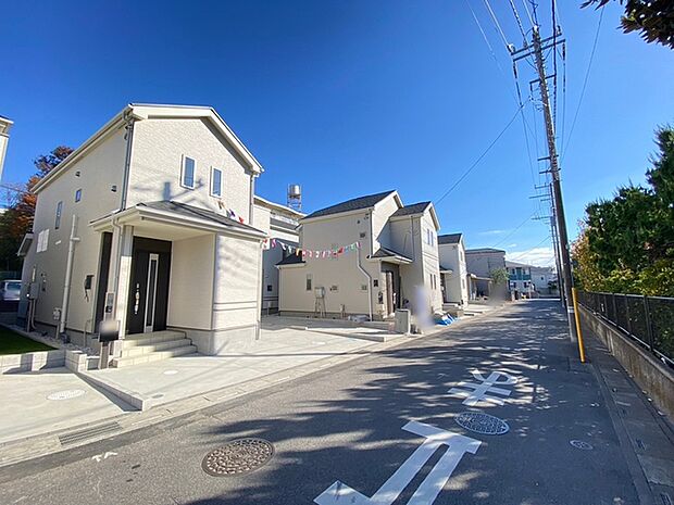 前面道路含む現地写真 