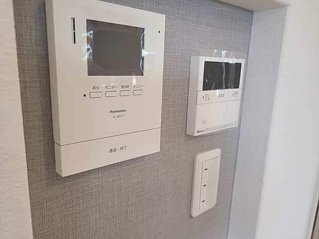 給湯器操作パネル・TVモニター付きインターフォン 