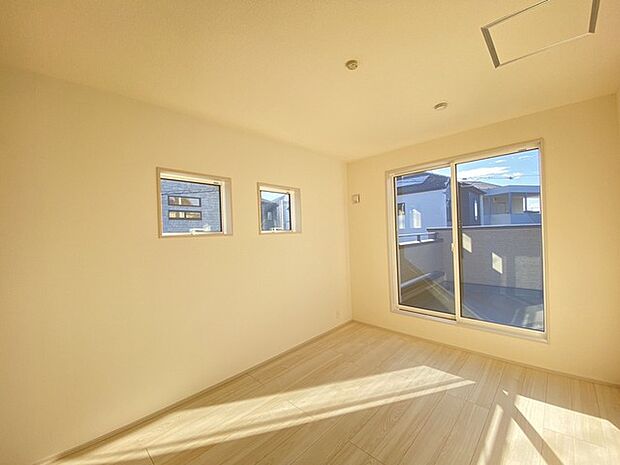 完成済み、実物をじっくりチェックできます。 