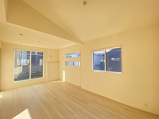 この部屋だれの部屋にしようかな、なんて会話を現地で楽しんでください。 