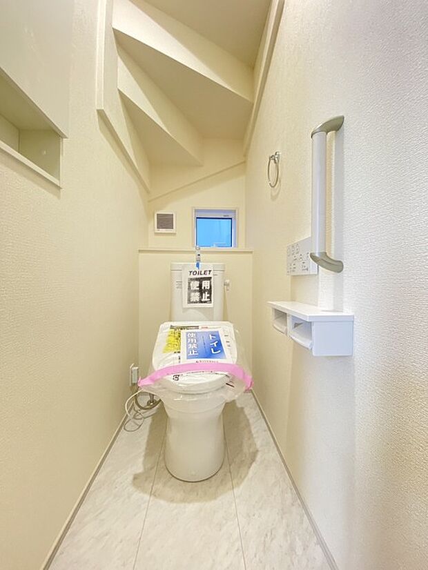 清潔好きには欠かせないウォシュレット機能付き。 