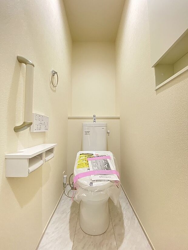 清潔好きには欠かせないウォシュレット機能付き。 