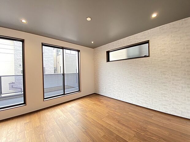 開放感と採光にこだわった広々LDK。