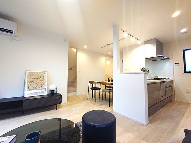 ダイニングキッチン 