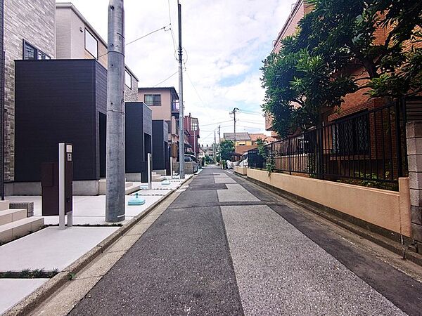 前面道路含む現地写真