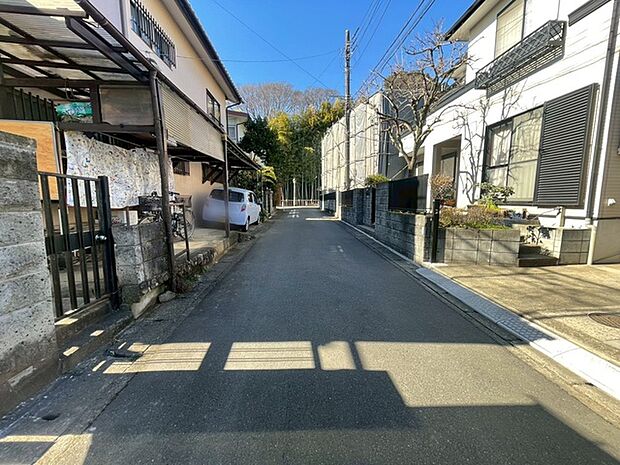 前面道路含む現地写真 