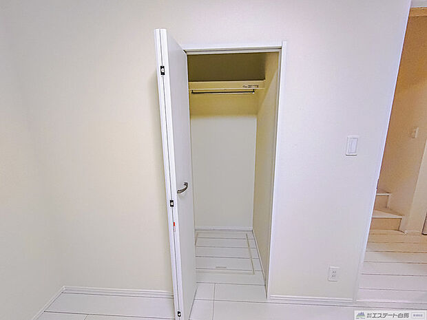 部屋ごとに設けた収納は、住みやすさへのこだわり。