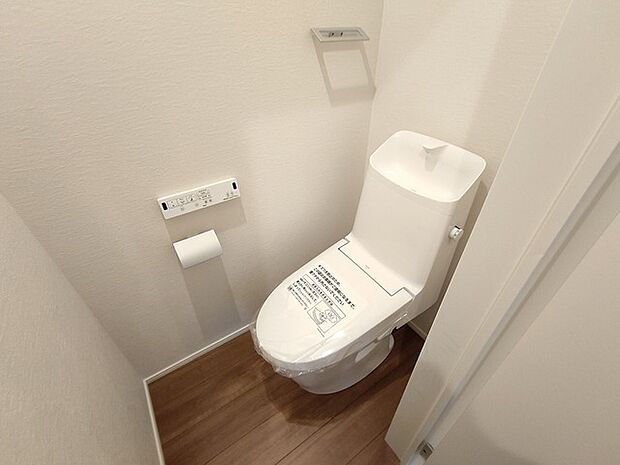 清潔好きには欠かせないウォシュレット機能付き。