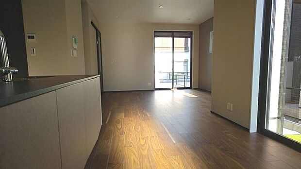 リビングダイニング