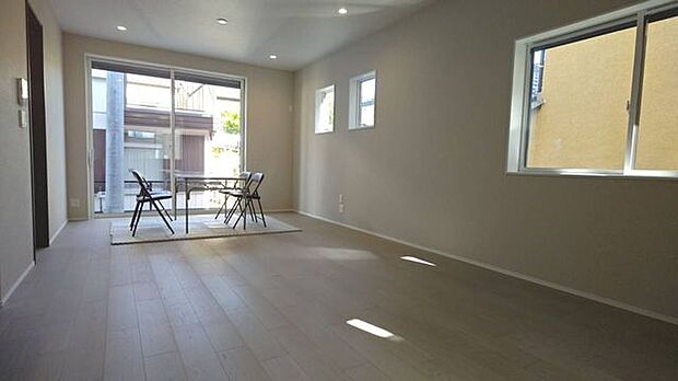 リビングダイニング