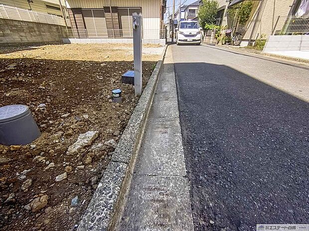 前面道路含む現地写真