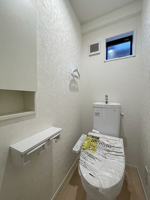 清潔好きには欠かせないウォシュレット機能付き。 