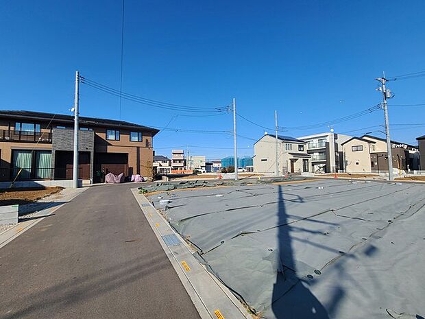 前面道路含む現地写真