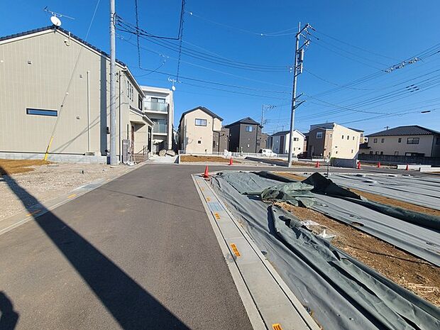 前面道路含む現地写真