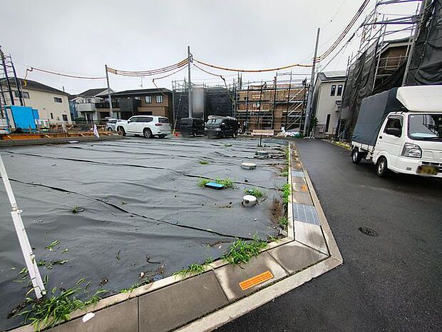 前面道路含む現地写真