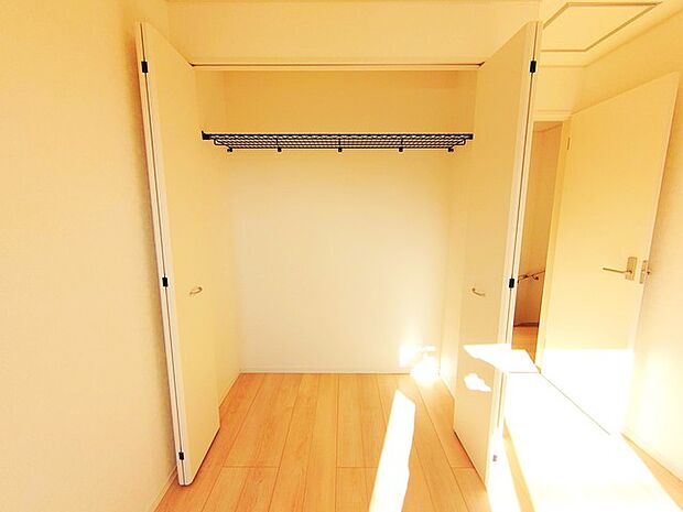 ご家族の思い出も大切にしまっておけるたっぷり収納。