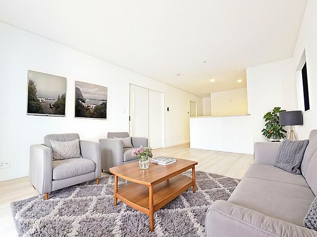 CGで家具を配置しております。家具配置のイメージにご覧ください。