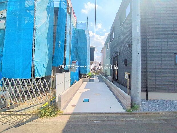 前面道路含む現地写真 