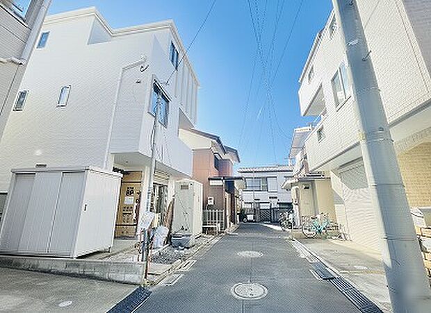 前面道路含む現地写真 